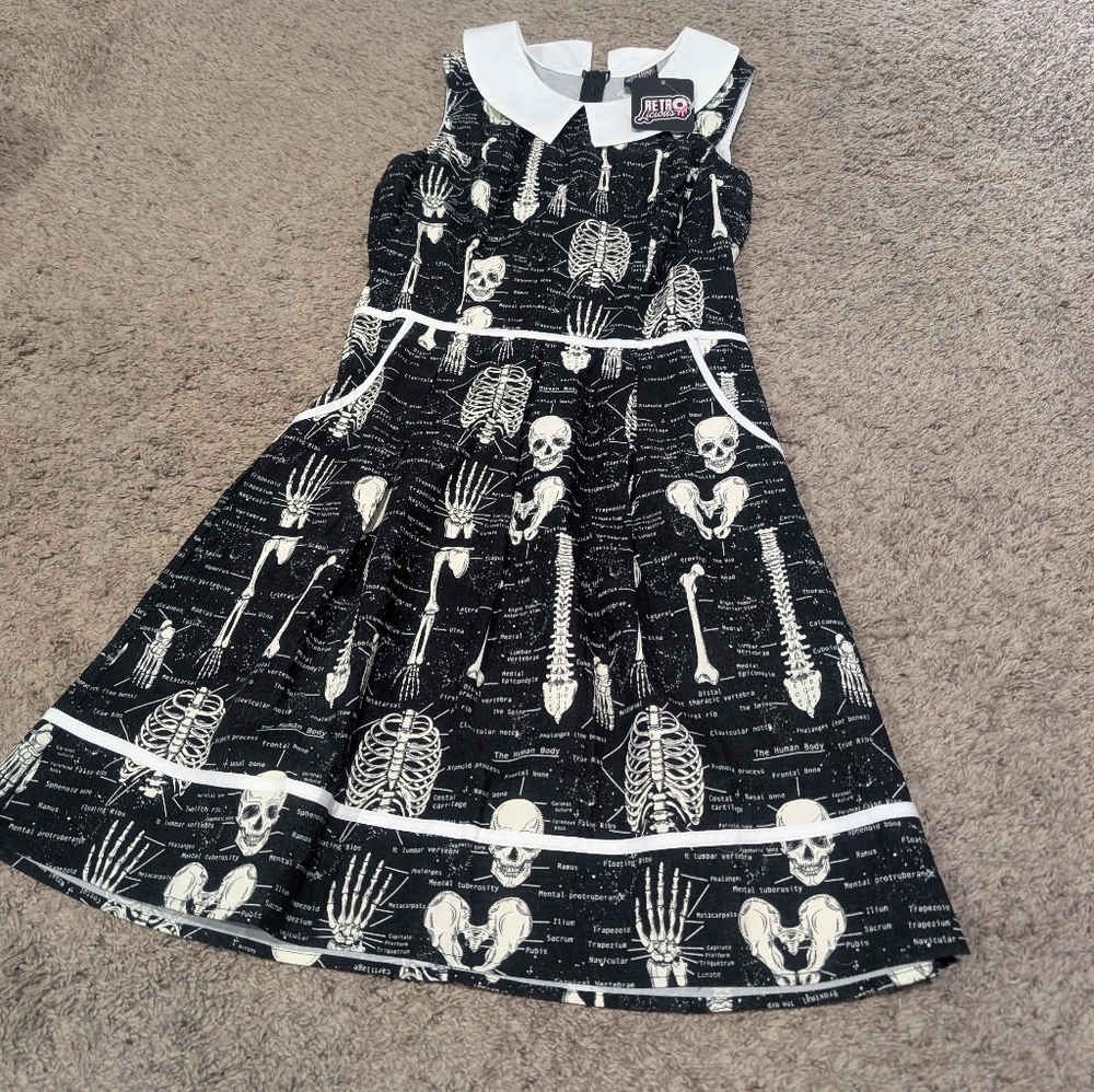 Retrolicious Skeleton Print Dress